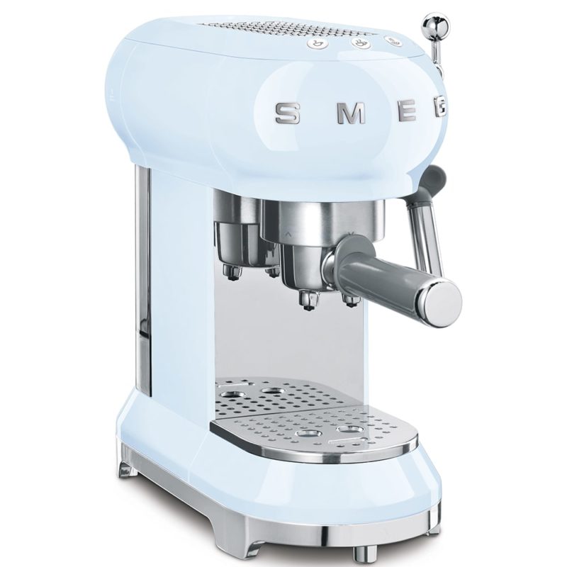 cafetera azul cielo SMEG Espresso diseño calidad café