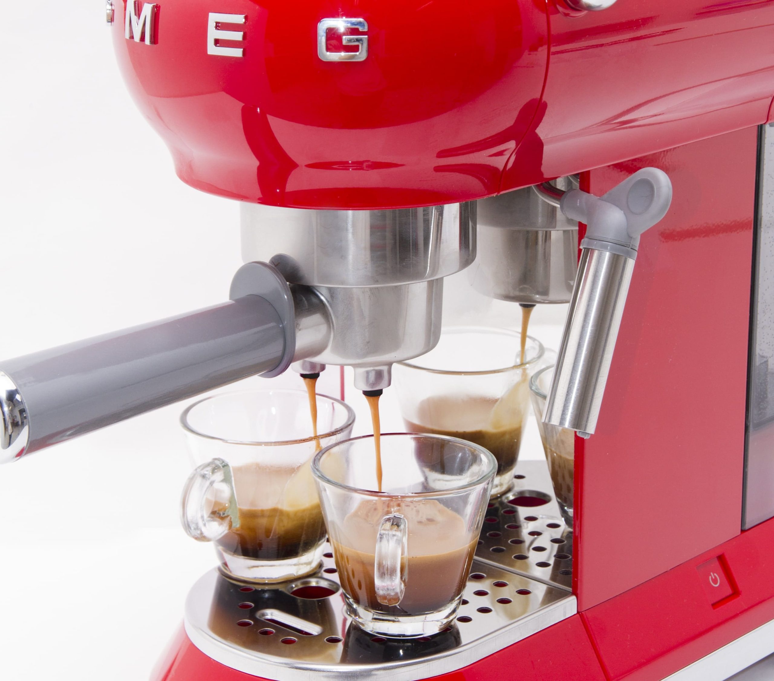 cafetera roja SMEG Espresso diseño calidad café