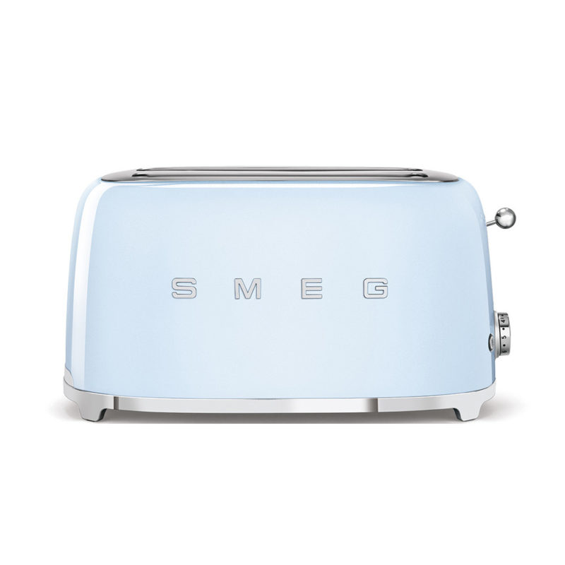 tostadora azul cielo con diseño años 50 SMEG tamaño familiar 2x2 4 rebanadas