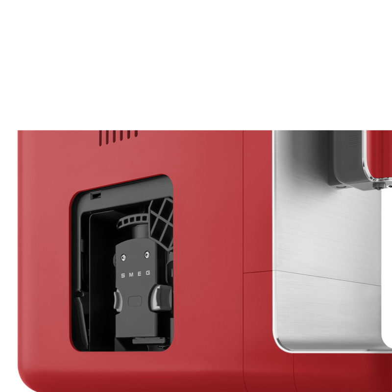 cafetera roja SMEG automática Espresso diseño calidad molinillo y vaporizador integrados detalle deposito