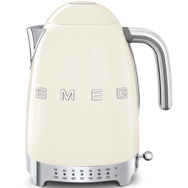 hervidor crema beige SMEG de temperatura regulable diseño y calidad para tu té o infusión