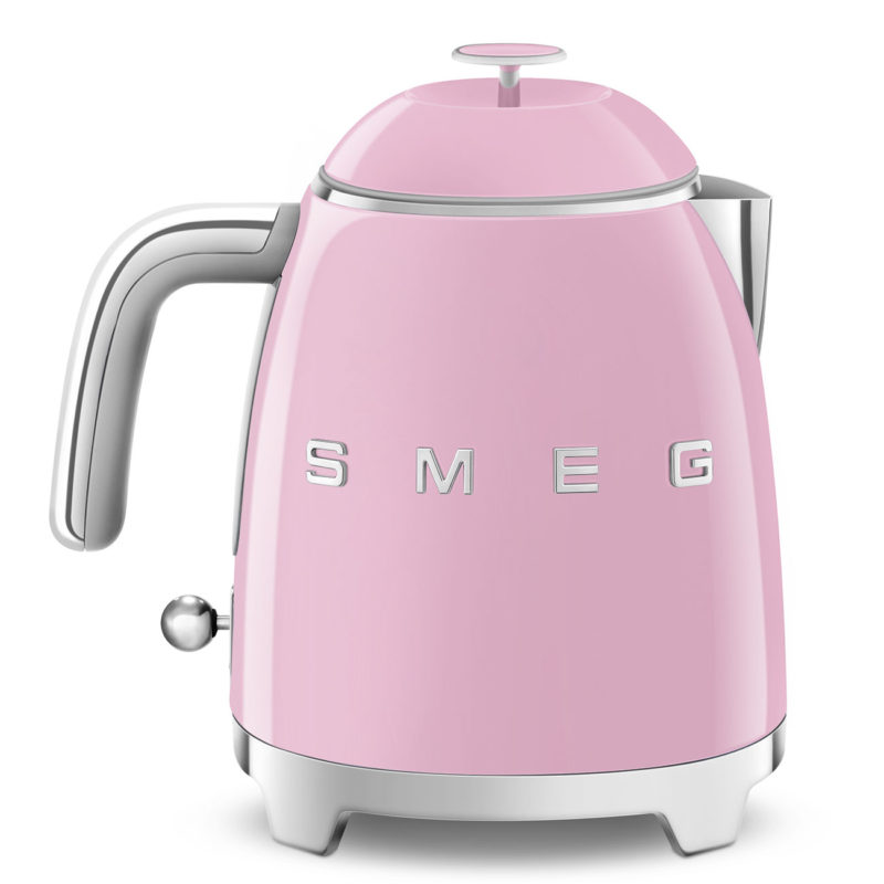 hervidor mini rosa para té o infusión diseño compacto vintage SMEG