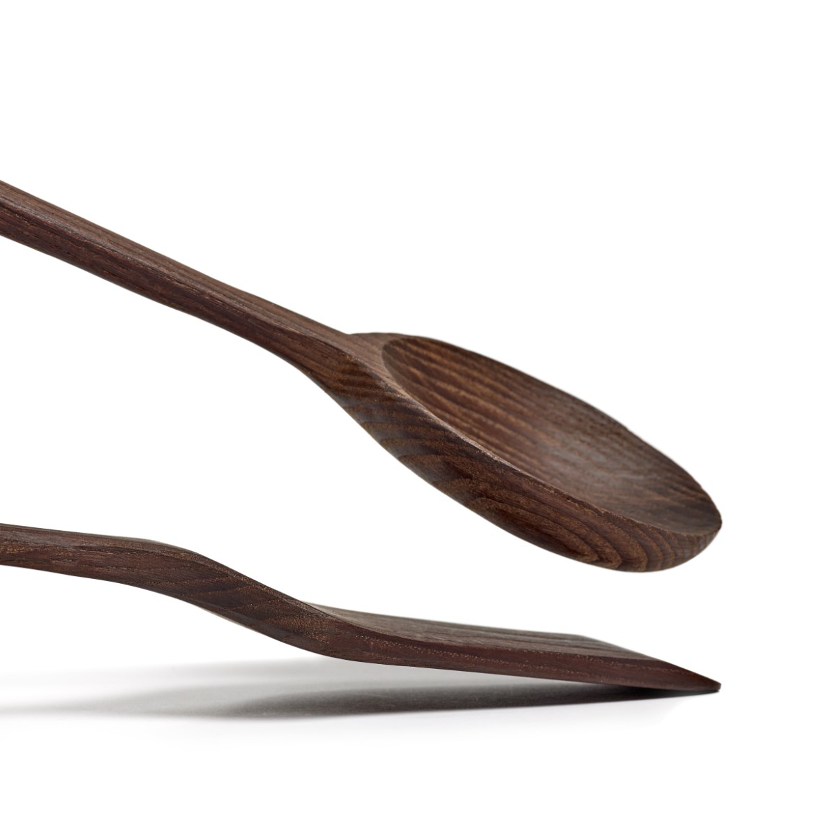 Set de utensilios de cocina en madera de fresno carbonizado Colección PURE detalle